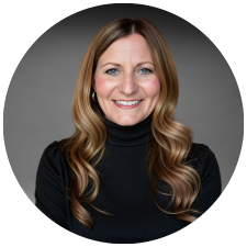 abbey krueger circle headshot