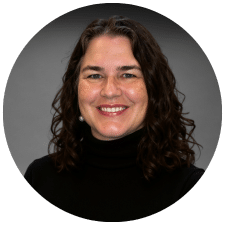 grace johns website headshot v2