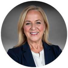 julie benesh website headshot